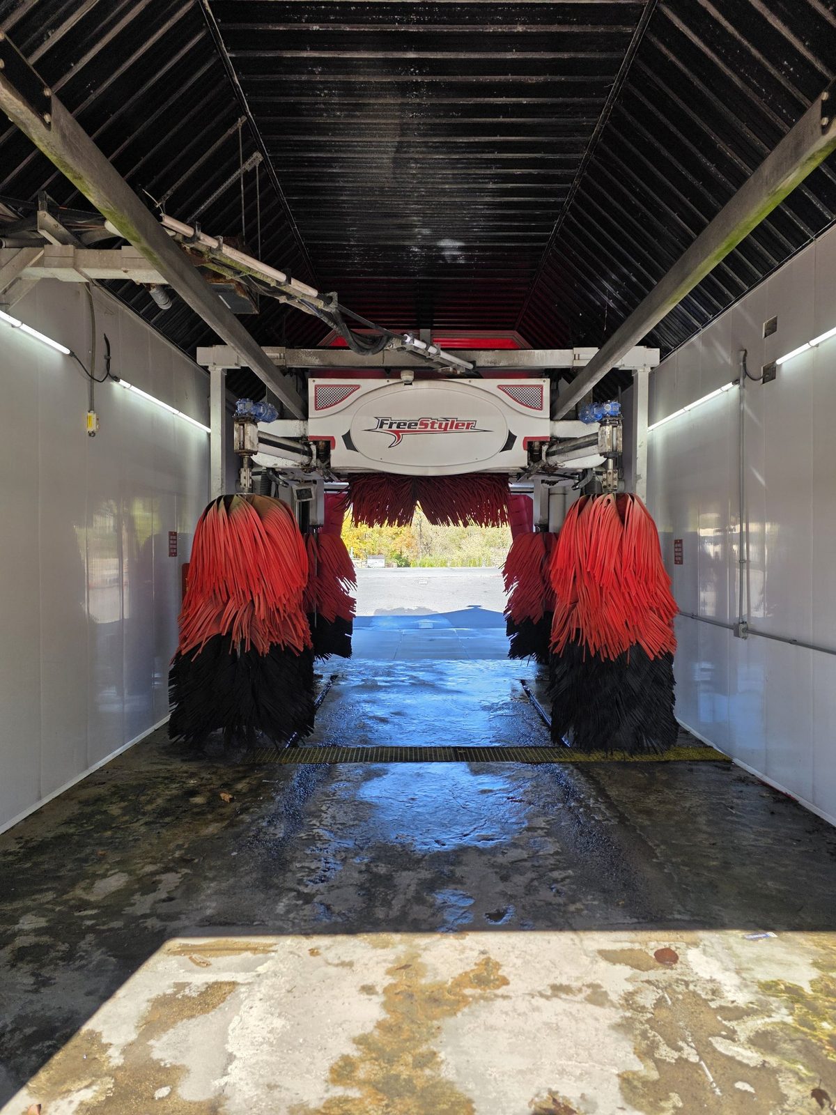 Inside the FreeStyler soft touch bay at Lanco